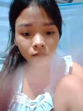 TH-milk live cam on StripChat