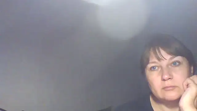 Naylira live cam on StripChat