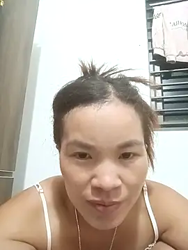nangmo live cam on StripChat