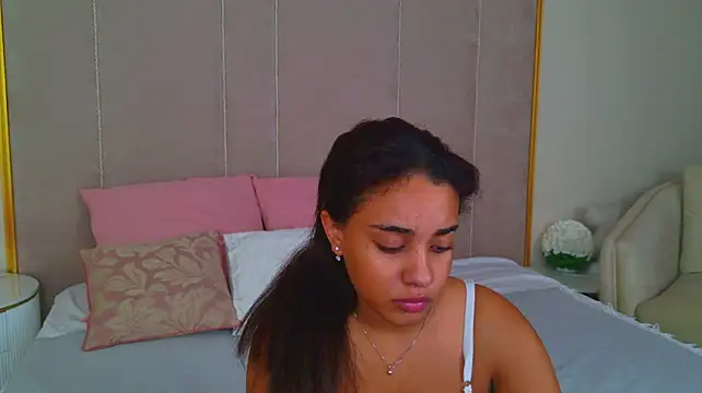luna_cortier (F teen) - The game of underpants
