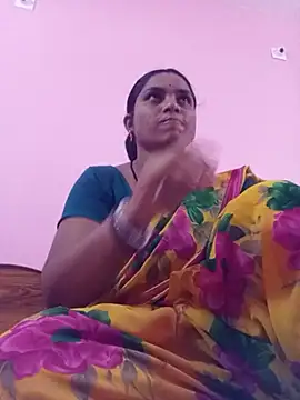Hotneha07 live cam on StripChat