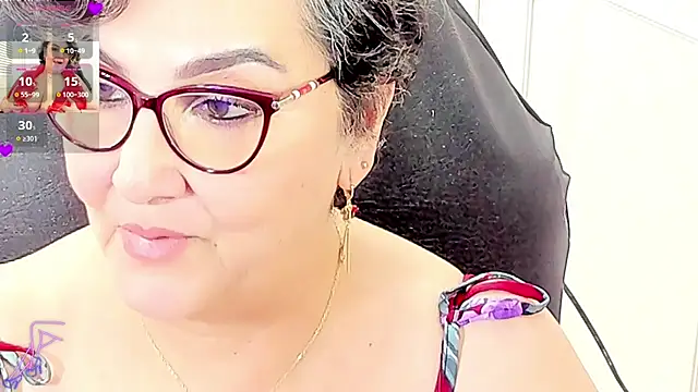 cataleya_mom live cam on StripChat