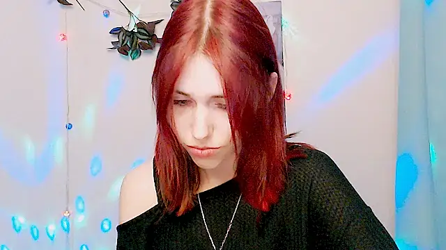 GuessMe___ live cam on StripChat