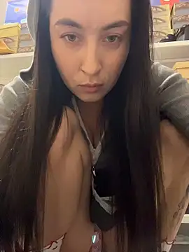 Holly_Play