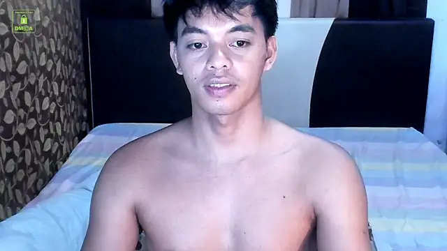 Crazyasiancum1 live cam on StripChat