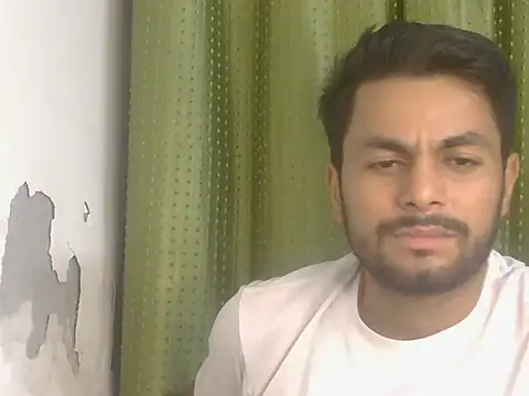 Stubborndesiboy live cam on StripChat