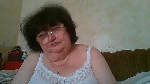 MilaSky5303 live cam on StripChat