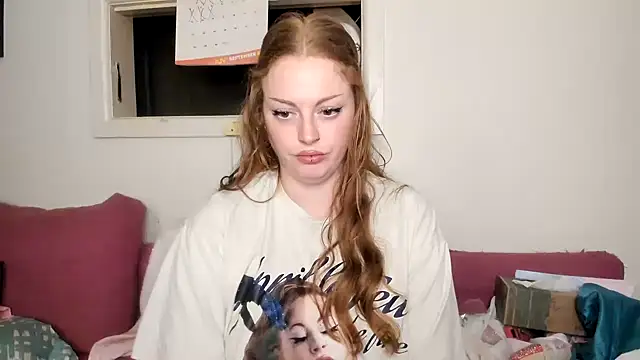 aaprill (F young) - topless little slut