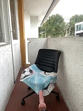strawberrypink_ (F teen) - SHOW ASS FOR YOU