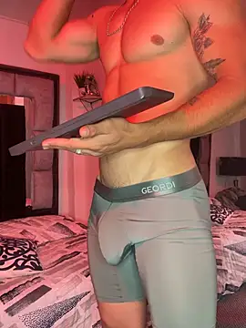 MR_MUSCLE live sex cam