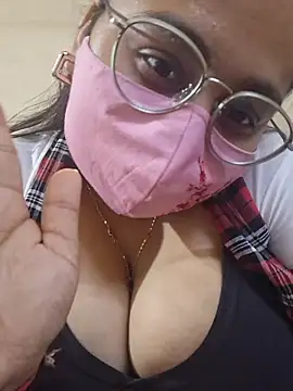 Riya Naughty (Riya__naughty)
