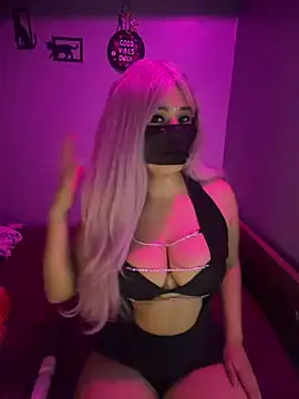 Lucey_001 live cam