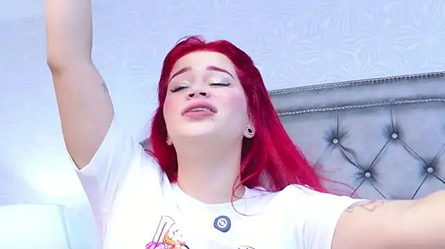 CherryTayloor live cam on StripChat