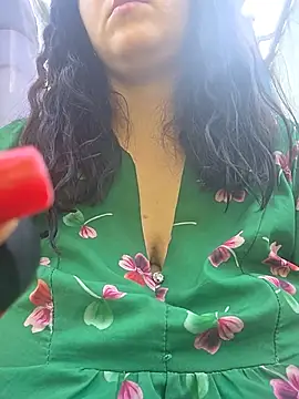 Rozaaaaforyoubigboob