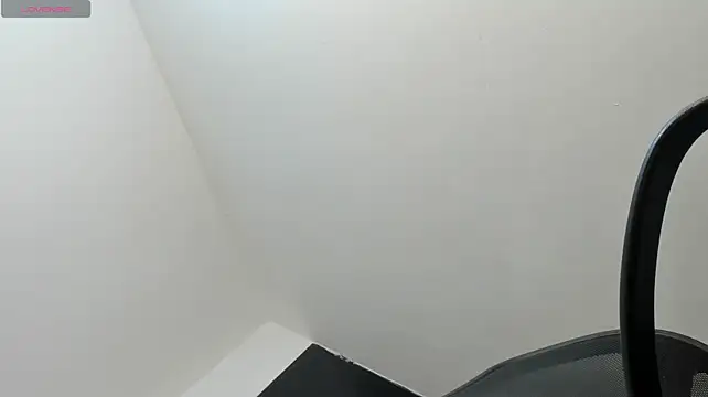 sarita_loven live cam
