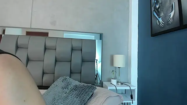 Charlie___Musk live cam on StripChat