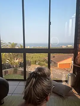 MissLMrJ live cam