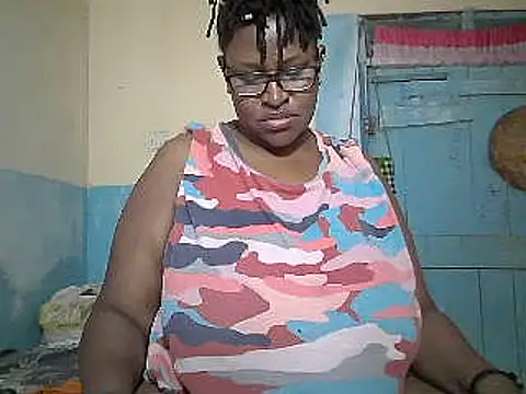 sexy_bigboobss live cam on StripChat