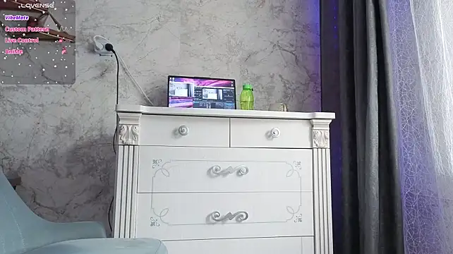 strawberry_Mira