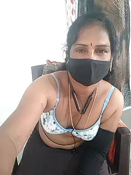 tamilponnu_29 live cam on StripChat