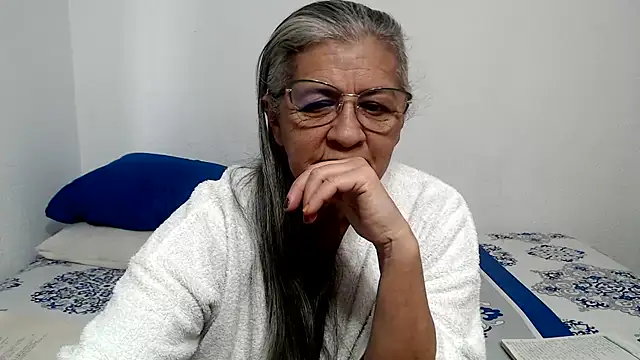 candy_mature_ live cam on StripChat