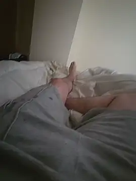 SingingTrunks live cam on StripChat