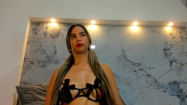 Karina_chastillo live cam on StripChat