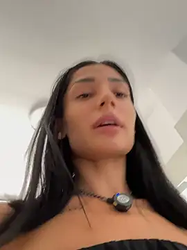 Vicky_luxe