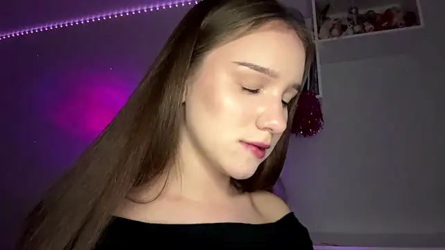 donettealaya's live room