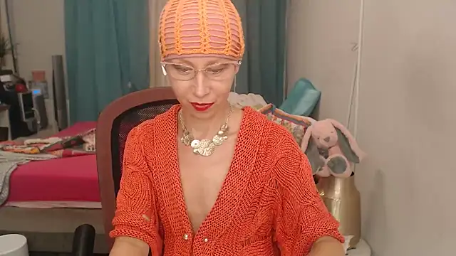 LuxuryNika