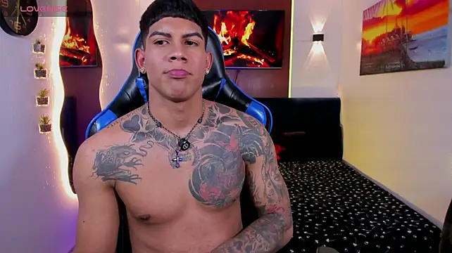 Damian_latinxxx live cam