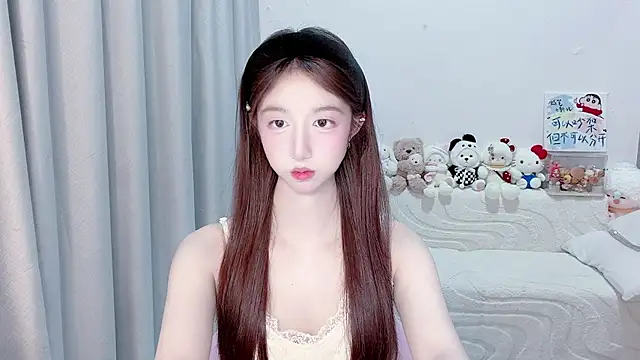 lucky-tt live cam on StripChat