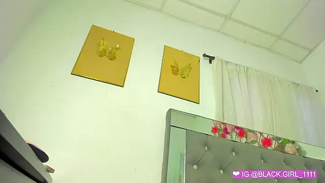 Black_girl3 live cam on StripChat