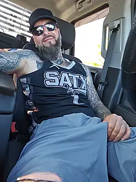beardedtattood (Ask my age) - 😈 Good morning daddy 😈