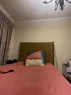 xXXSexyamazon live cam on StripChat