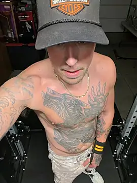 brngitdwn live cam on StripChat