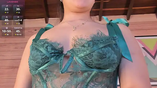 VioletMuller live cam