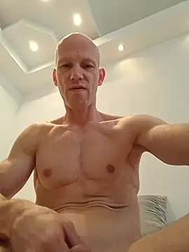 genaroo38 live cam on StripChat