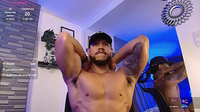 ARON_TAYLER01