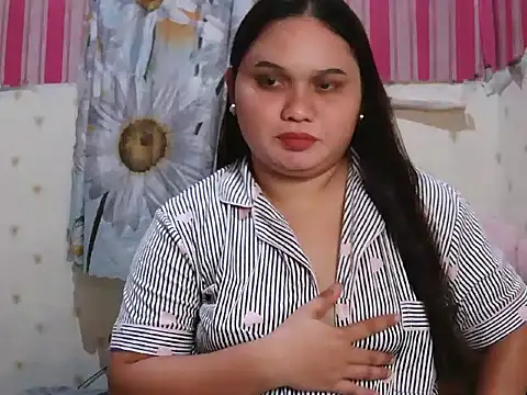 sweetchubz_26 live cam on StripChat