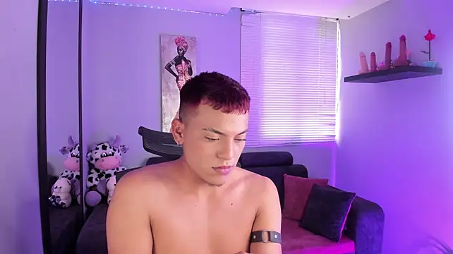 andrew_depp live cam on StripChat