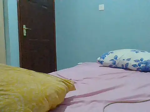 sweet-fancy live cam on StripChat