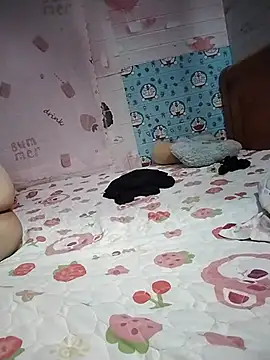 Dove-6 live cam on StripChat