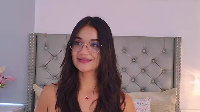 JulsPatel live cam on StripChat