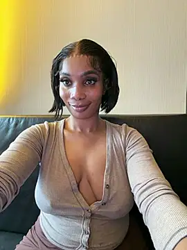 ___Nessa - Live Cam on Stripchat