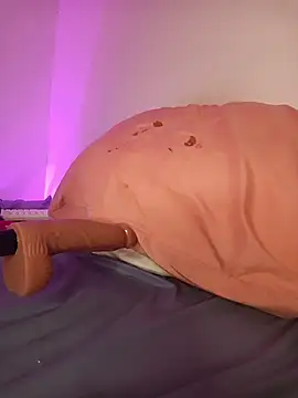 SalomeFire live cam on StripChat