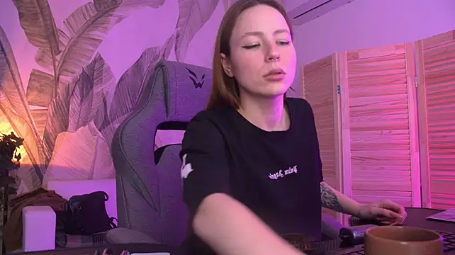 DamnWitchh live cam on StripChat
