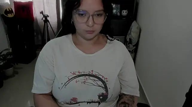 aika-dreams live cam on StripChat