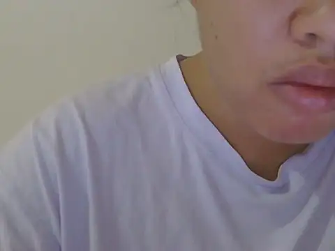 ChubbyButty live cam on StripChat