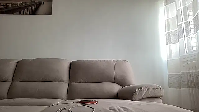 Porcellone-attivo live cam on StripChat